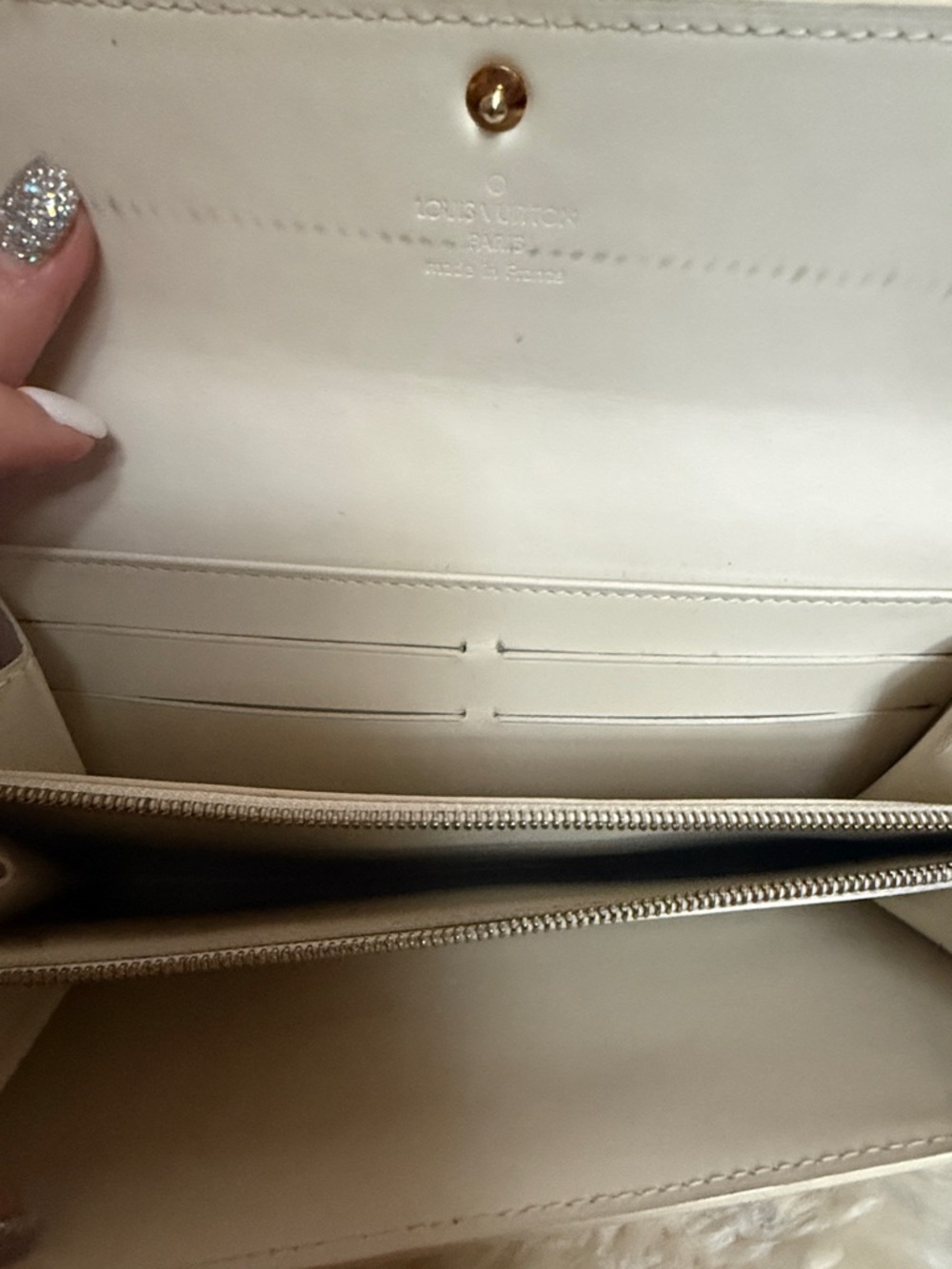 Louis Vuitton Vernis Patent Leather Pale Yellow Wallet - Picture 2 of 5